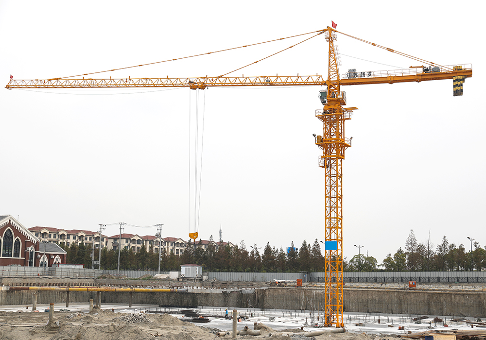 QTZ100 (6013) Topkit Tower Crane 6T 8T Rotasi Ganda