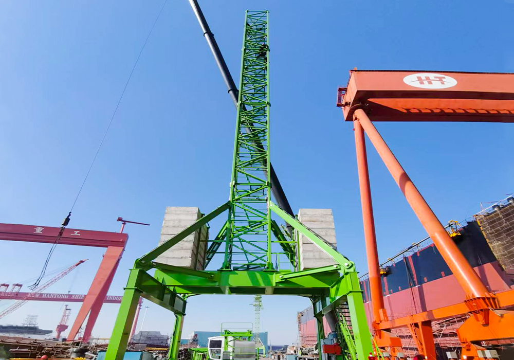 Mobile Tower Crane
